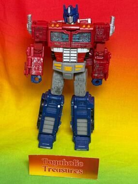 Transformers Generations Wfc Siege Voyager Class Optimus Prime Action Figure